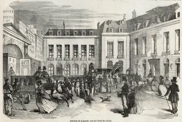 Intérieur de la grande cour de l