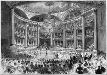 Architecture néoclassique : vue de la salle du Grand Théâtre de Bordeaux (1773-1780) à l