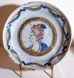 Portrait de Marie-Antoinette - assiette en faïence
