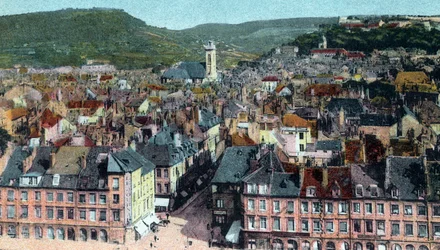 Carte postale de la vue depuis la tour Madeleine, Besançon, vers 1930