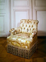 Fauteuil bas, style Second Empire
