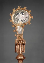 La crosse des abbesses du couvent cistercien Abbaye du Lys (argent doré et cristal de roche)
