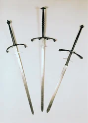 Trois épées à deux mains, 1570