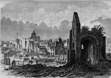 Transformations de Paris sous le Second Empire, Paris haussmannien : ruines de l