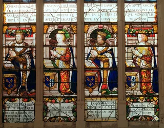Vitrail représentant Jacques de Bourbon (1315-61) Comte de la Marche, Jeanne de Chatillon-Saint-Pol (d.1371) Jean I de Bourbon (1361-94) et Catherine, Comtesse de Vendôme