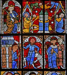 Fenêtre w221 représentant une scène de la vie de Saint Pierre : Simon le Magicien essaie de voler ; se transforme en mouton