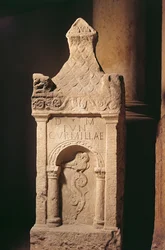 Stèle funéraire