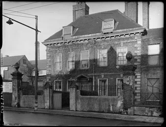 Bilston Street, Wolverhampton, printemps