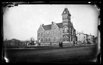 Hôtel de ville, Flatbush, Brooklyn, vers 1872-87