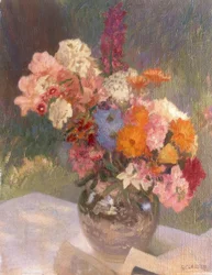 Fleurs dans un vase en lustre