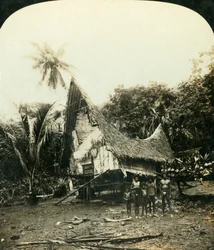 Une hutte indigène, Sariba, Nouvelle-Guinée britannique, vers 1909