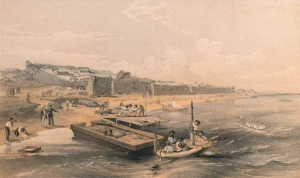 Forteresse de Yenikale regardant vers la mer d