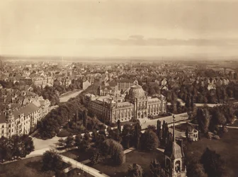 Vue de Hanovre depuis la tour du nouvel hôtel de ville (photo n/b)