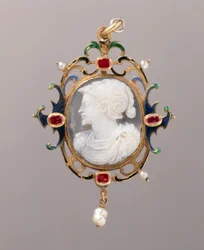 Pendentif camée représentant le buste d