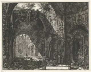Intérieur du Temple du dieu Canopus dans la Villa Adriana à Tivoli