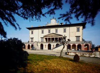 Villa Médicis (Villa Medicea) ; Vue de la Villa Ambra à Poggio a Caiano commencée en 1485 sur un projet de Giuliano da Sangallo