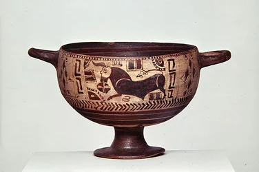 Kotyle à figures noires, c.600-500 av. J.-C.