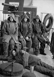 Marins du destroyer de torpilles HMS Sturgeon, 1896