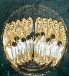Anges assis avec des orbes dans leurs mains