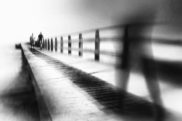 Promenade mystérieuse sur la jetée