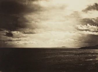 Ciel nuageux, mer Méditerranée