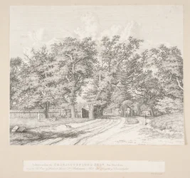 Entrée de la forêt de Charlottenlund depuis le côté du lac