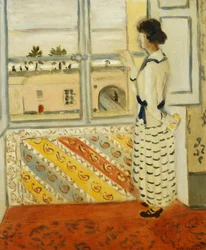 Jeune femme à la fenêtre, robe rayée bleue