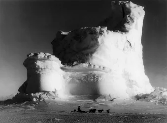 Château de glace, Antarctique, vers 1911