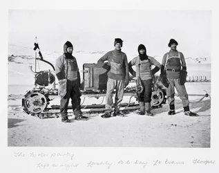 Fête motorisée - de gauche à droite : Lashly, Day, Evans et Hooper, de 
