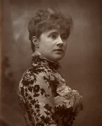 Alice Lingard, actrice et chanteuse britannique, 1884