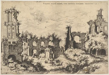 Vue des ruines sur la colline du Palatin avec façade à architrave à gauche et arcades au centre