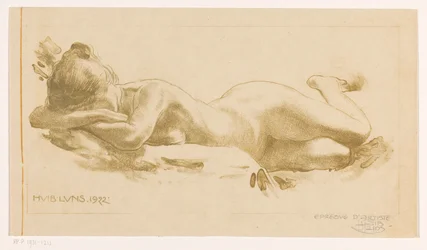Femme nue penchée en avant