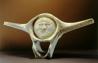 Tête de Janus, de Cape Dorset