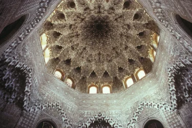 Plafond de la Salle des Abencerrajes