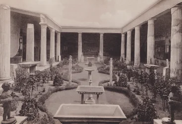Casa Dei Vettii, Peristyle