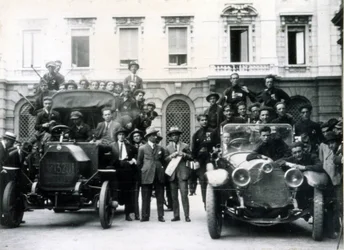 Milan, 3 et 4 août 1922. La réaction des fascistes à la grève. Équipes d