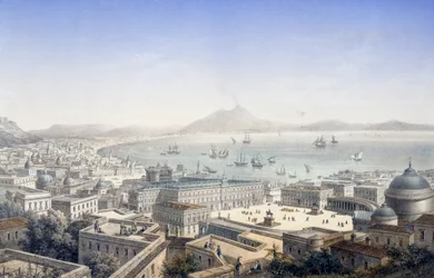 Vue aérienne du Palais Royal et de la Piazza Plebiscito à Naples, Italie
