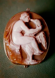 Camée de Léda et le cygne (agate)