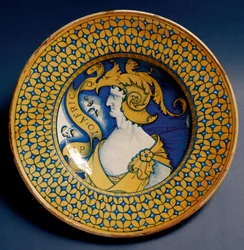 Assiette en céramique décorée d