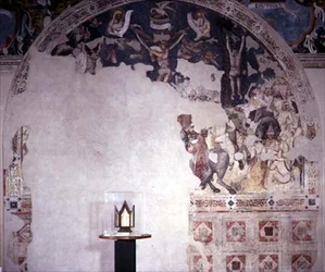 Crucifixion, lunette endommagée de l