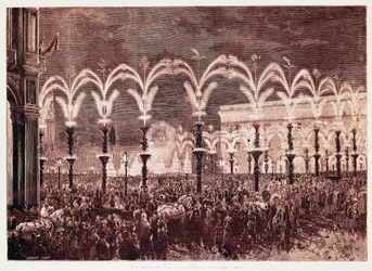 Éclairage au gaz sur la place de la Cathédrale à Milan