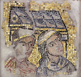 Panneau de mosaïque avec deux têtes et un bâtiment en arrière-plan