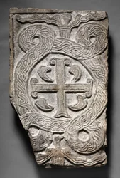 Panneau de transenne avec une croix, lombard, 700-800