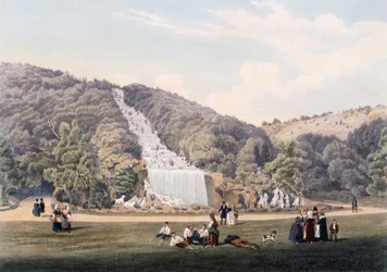 Cascade dans le parc du Palais Royal de Caserte, Italie