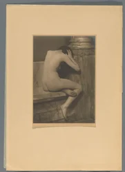 Portrait de Mies Rosenboom-Merkelbach en nu assis