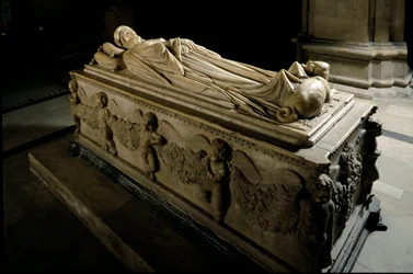 Monument à Ilaria del Carretto de la famille des marquis de Savona (détail). Sculpture en marbre