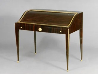 Bureau de dame, 1923