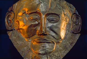 Un masque funéraire de l