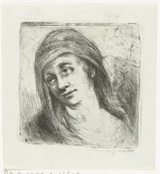 Femme avec foulard