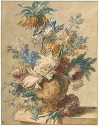 Bouquet de fleurs de printemps dans un vase en terre cuite